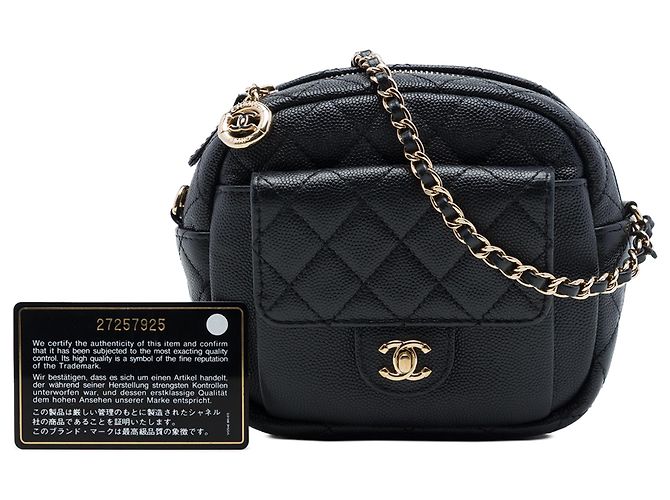 Bolsa Day Camera Chanel CC acolchoada em couro Caviar preto - vista 7