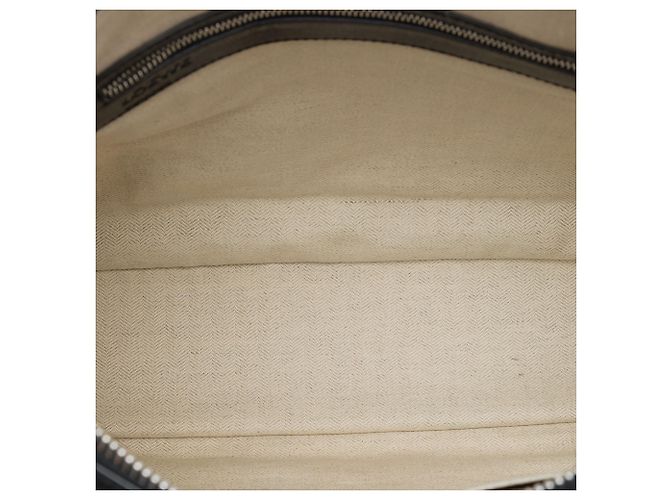 Pasta Anagram LOEWE em couro preto - vista 4