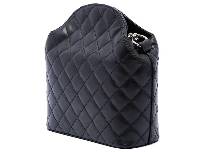 Chanel Black CC Quilted Lambskin Chain Crossbody - vista 2