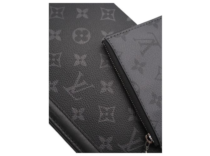 Louis Vuitton Cartera Gaston Monogram Eclipse Negra - vista 8