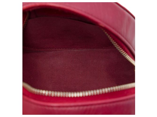 Clutch redonda Chanel Red CC de piel de cordero acolchada con cadena - vista 4