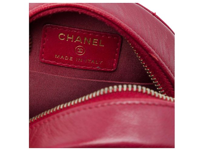 Clutch redonda Chanel Red CC de piel de cordero acolchada con cadena - vista 5