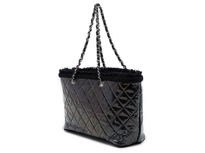 Chanel Bolsa Funny Tote Pequena em Tweed Acolchoado e PVC Preto - vista 2