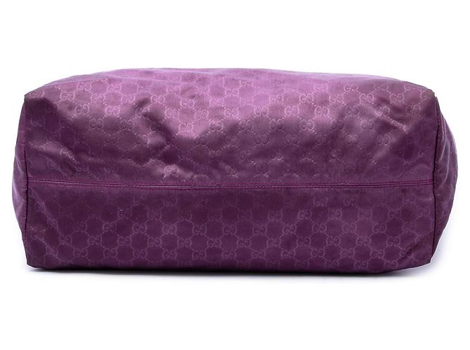 Borsa da viaggio Gucci in nylon GG viola - vista 3