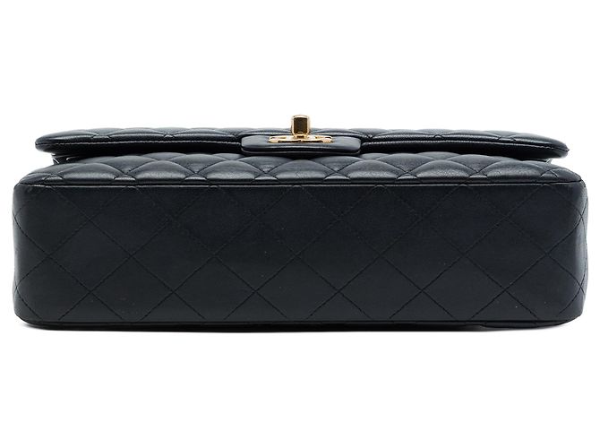 Chanel Black Medium Classic Lambskin Double Flap - vue 3