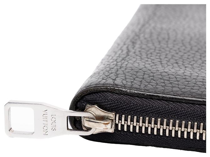 Louis Vuitton Black Taurillon Vertical Zippy Long Wallet - view 6