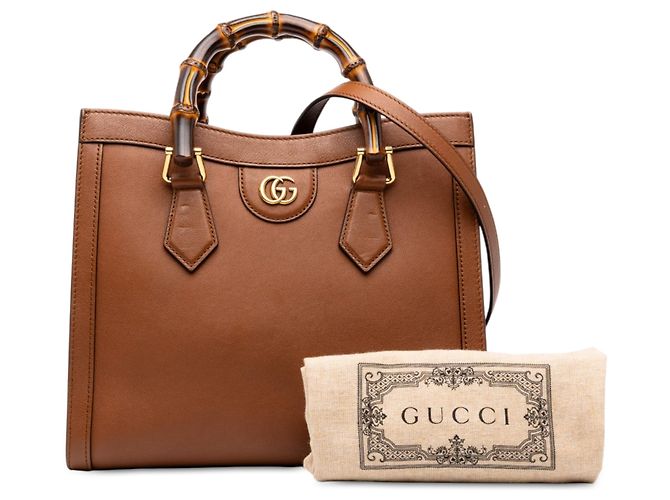 Bolso Gucci Diana Medium de piel de becerro marrón con asa de bambú - vista 7