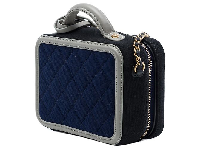 Chanel Blue Small Tricolor Jersey CC Filigree Vanity Case - vista 2