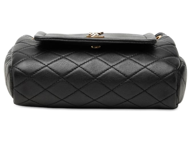 Autre Marque Borsa Nolita Mini in pelle di agnello matelassé nera con monogramma Saint Laurent - vista 3