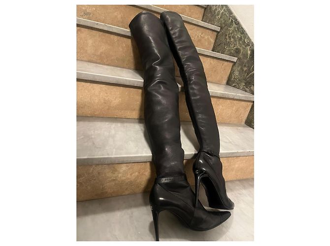 Chanel Botas Over-the-Knee em Couro Preto - vista 7