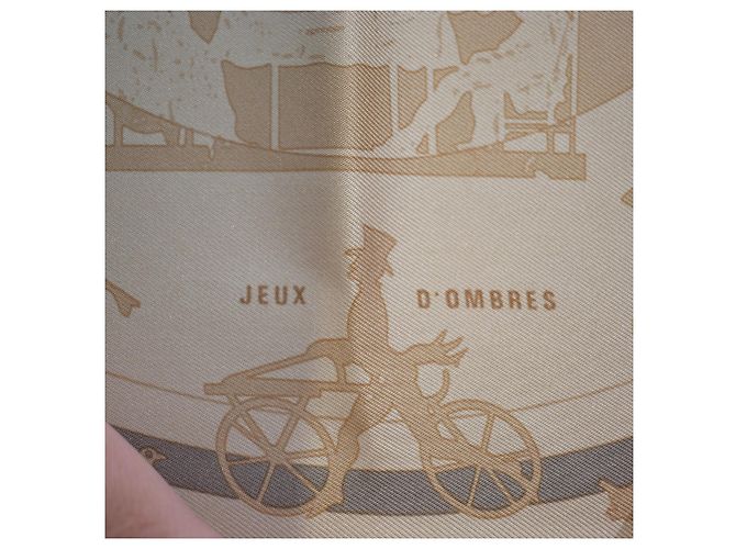 Hermès Gavroche 45 Foulard Seta Jeux d'Ombres Beige Taupe Oro - vista 6