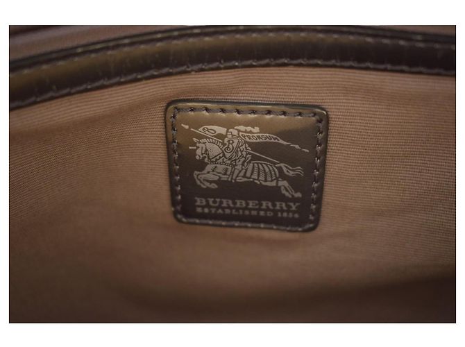 Borsa a tracolla Burberry Nova Check in tela rivestita - vista 13