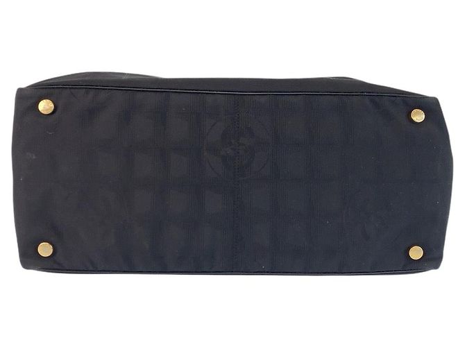 Bolso Tote Chanel de nailon y cuero - vista 9