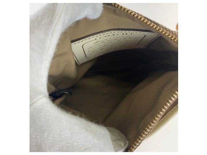 Bolsa de Ombro COACH Signature Canvas Leather - vista 6