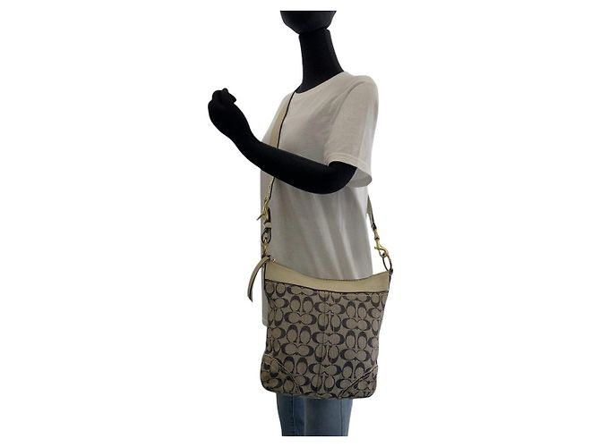Bolso de hombro Coach Signature Canvas Leather - vista 9