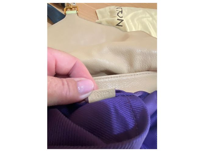 Bolsa de Ombro Louis Vuitton Monogram Empreinte Couro Bege - vista 5