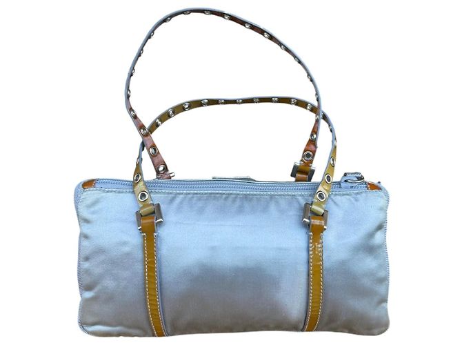 Sac à main Prada en nylon bleu clair et cuir - vue 2