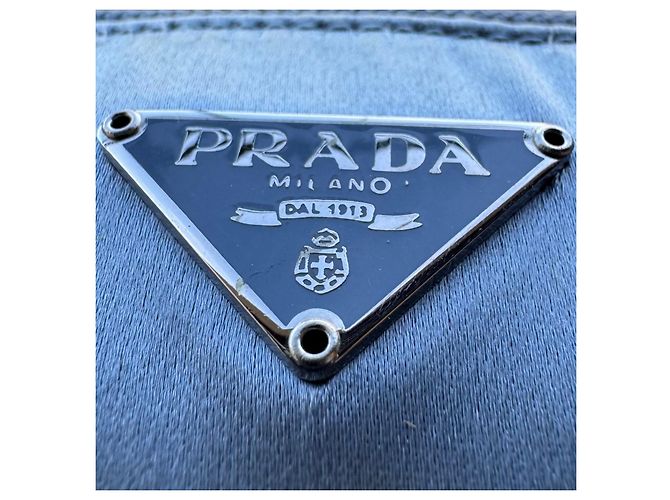 Sac à main Prada en nylon bleu clair et cuir - vue 6