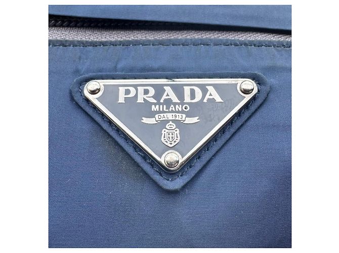 Prada Bolsa de Cintura em Nylon Azul Marinho - vista 2