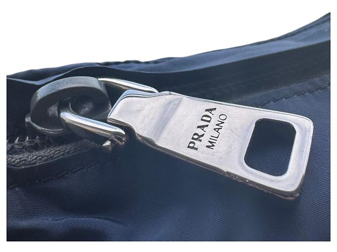Prada Bolsa de Cintura em Nylon Azul Marinho - vista 6