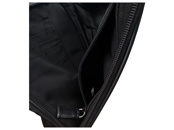 Prada Bolsa de ombro em nylon e couro Saffiano - Preto - vista 13
