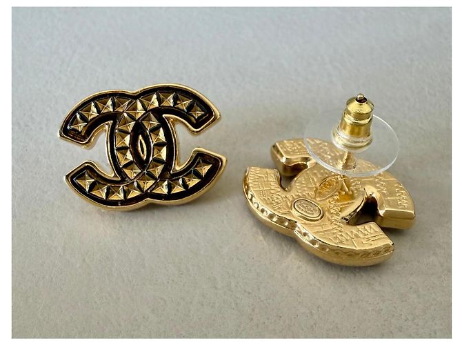 Chanel Boucles d'oreilles CC Métal Doré - vue 5