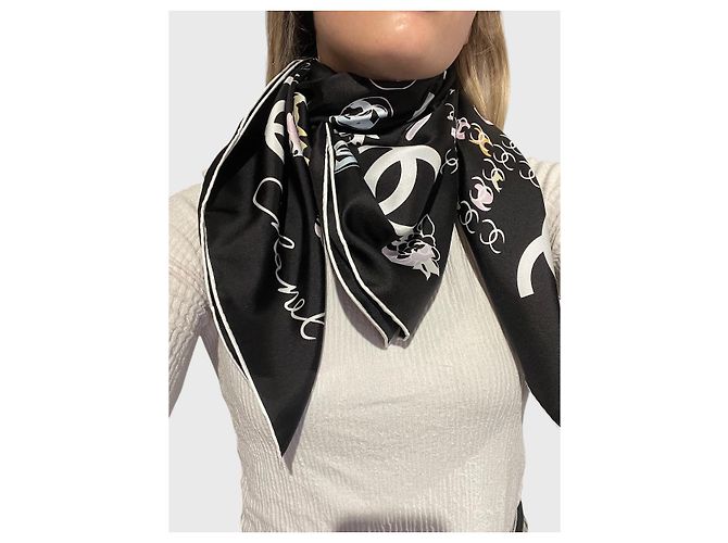 Foulard Chanel nero CC - vista 6
