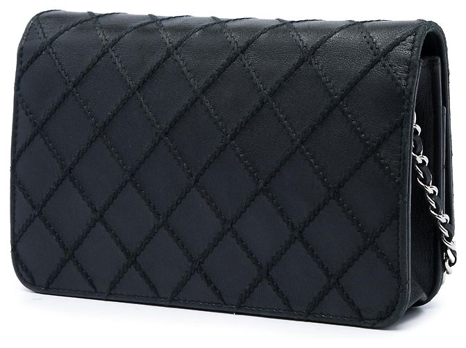 Borsa a tracolla Chanel CC Wild Stitch Wallet on Chain in pelle d'agnello nera - vista 2