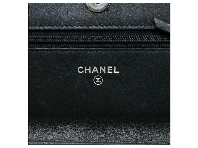 Borsa a tracolla Chanel CC Wild Stitch Wallet on Chain in pelle d'agnello nera - vista 5