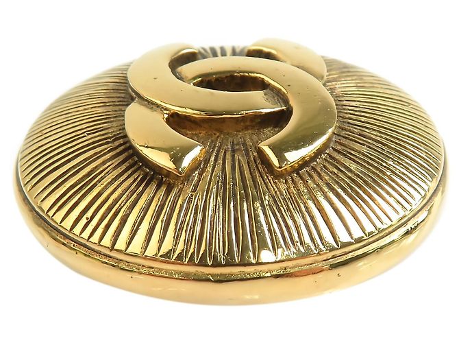 Broche redondo Chanel CC Gold Plated - vista 7