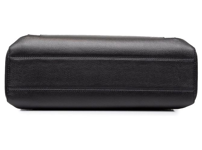 Sac Business Louis Vuitton Taiga Kasbek PM Noir - vue 3