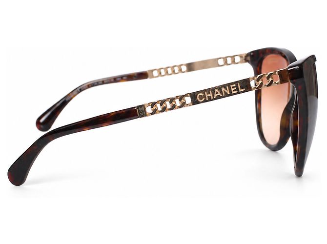 Chanel, Cat-Eye-Sonnenbrille mit Schildpatt-Print - Ansicht 3