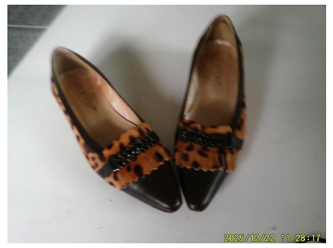 Autre Marque Mocassins Stockton em couro e estampado de leopardo - vista 4