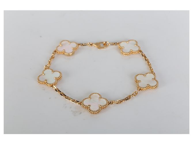 Bracciale Vintage Alhambra Van Cleef & Arpels in Oro Giallo e Madreperla - vista 5