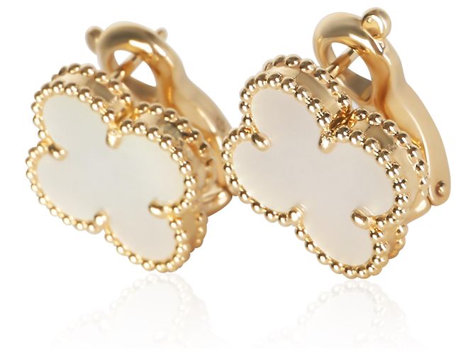 Orecchini Van Cleef & Arpels Yellow Gold Mother Of Pearl Vintage Alhambra - vista 3