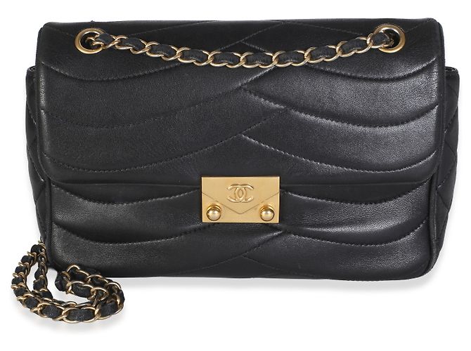 Gabrielle Borsa Chanel Medium Paris-Seoul Pagoda in pelle d'agnello nera chevron - vista 8