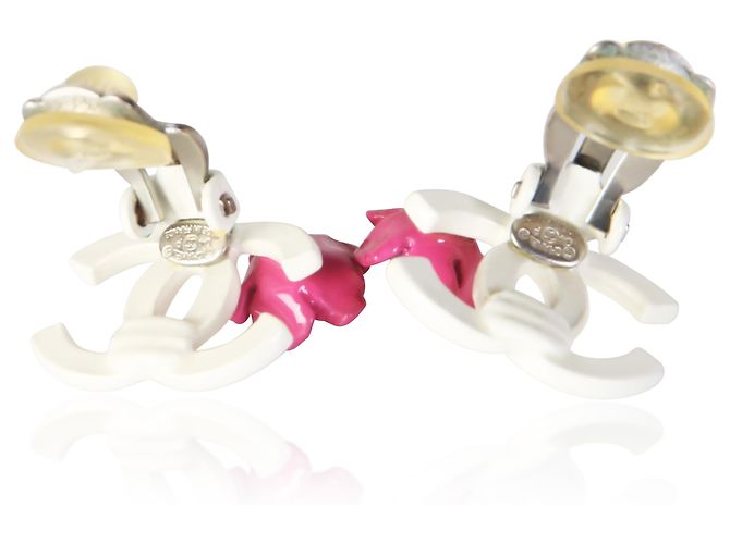 Gabrielle Pendientes CC Chanel de esmalte blanco y rosa - vista 2