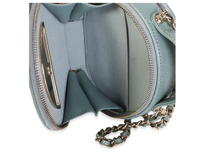 Chanel Vanity Case Round Handle With Care in pelle Caviar matelassé Verde Chiaro - vista 5