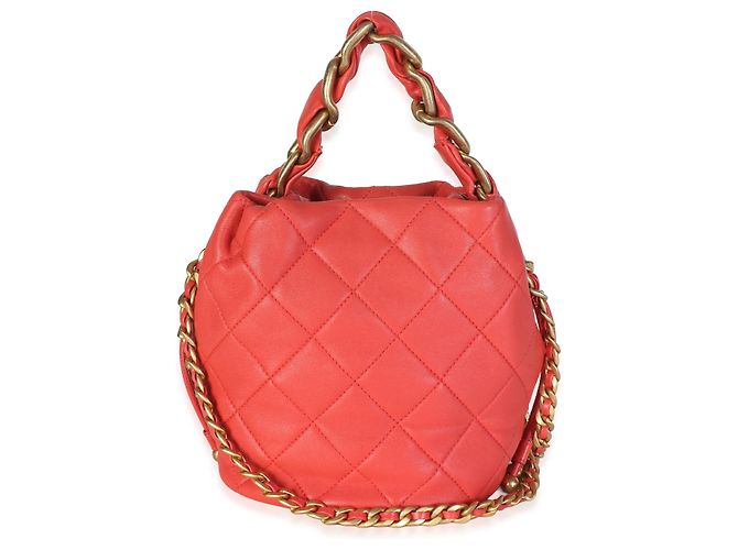 Gabrielle Chanel More Bucket Bag aus gestepptem rotem Kalbsleder mit Kette - Ansicht 2