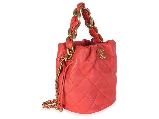 Gabrielle Chanel More Bucket Bag aus gestepptem rotem Kalbsleder mit Kette - Ansicht 4