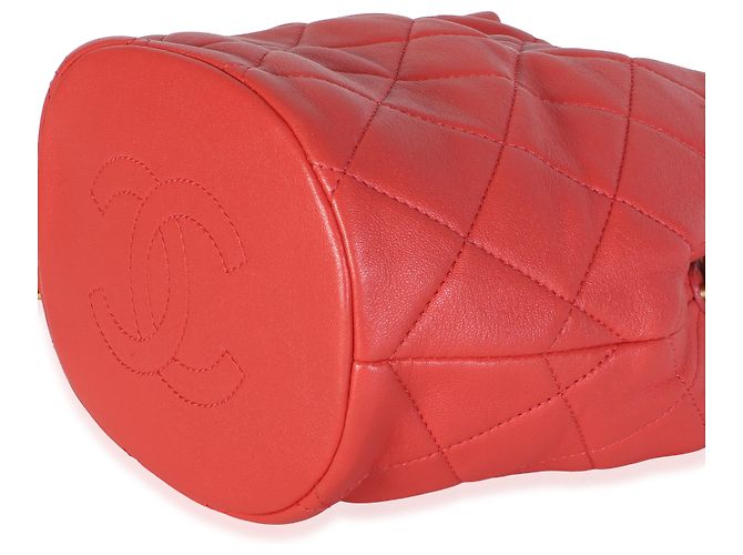 Gabrielle Chanel More Bucket Bag aus gestepptem rotem Kalbsleder mit Kette - Ansicht 6