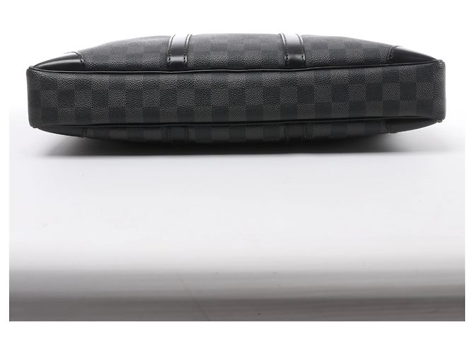 Louis Vuitton Porte Document Voyages Damier Graphite Handbag in Black N41125 - vue 10