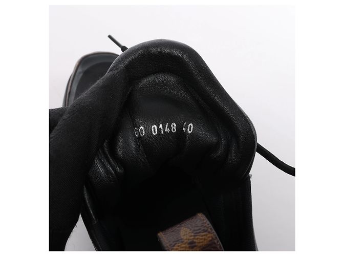 Louis Vuitton LV Archlight Monogram x Fabric Sneakers in Black × Brown GO0148, Size EU 40 - vista 10