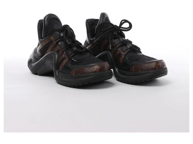Louis Vuitton LV Archlight Monogram x Fabric Sneakers in Black × Brown GO0148, Size EU 40 - vista 2