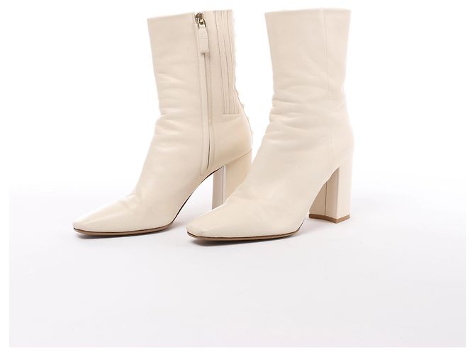 Botas de piel Valentino Garavani Rock Studs en Ivory, Talla EU 37 - vista 4