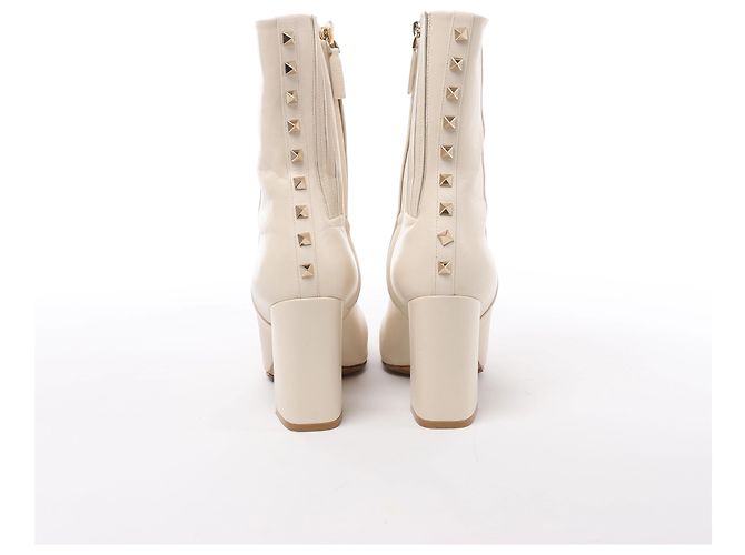 Botas de piel Valentino Garavani Rock Studs en Ivory, Talla EU 37 - vista 7