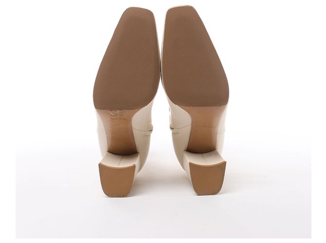 Botas de piel Valentino Garavani Rock Studs en Ivory, Talla EU 37 - vista 9