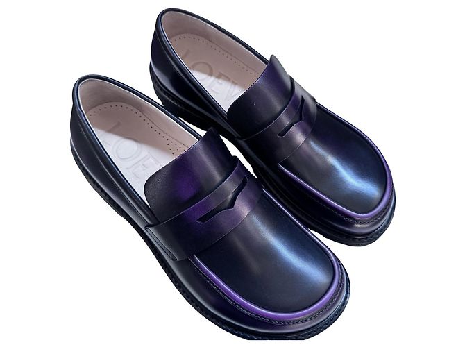 Loewe Leder-Loafer in Lila - Ansicht 15