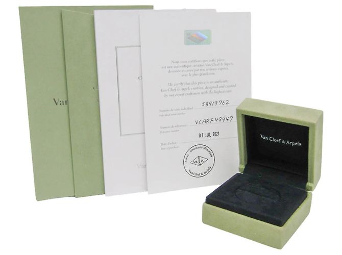 Bague Vintage Alhambra Van Cleef & Arpels - vue 10