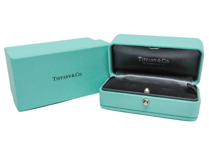 Autre Marque Orecchini Tiffany T Smile - vista 10